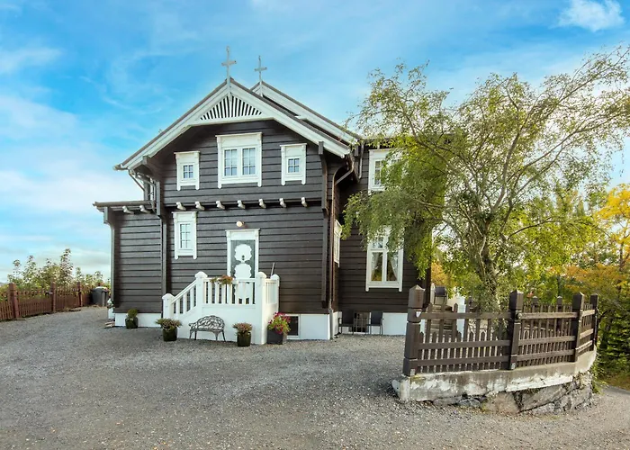 Jervell 3 Historical Bed and breakfast Ålesund